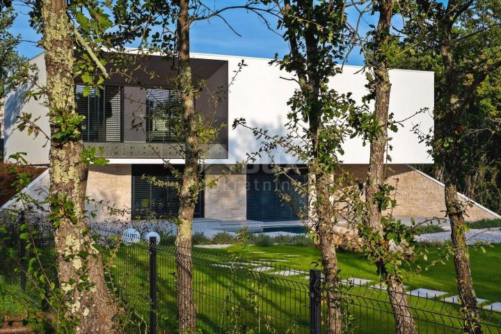 ISTRIA, POREČ - Impressive designer house with swimming pool