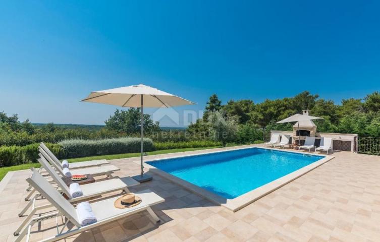 ISTRIA, VIŠNJAN - Stone villa with sea view