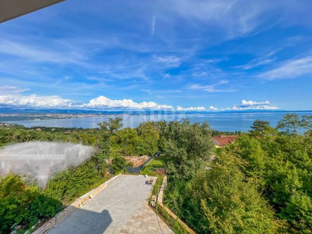 OPATIJA, LOVRAN – einzigartige Villa in der Nähe von Opatija mit Innenpool, Panoramablick auf das Me