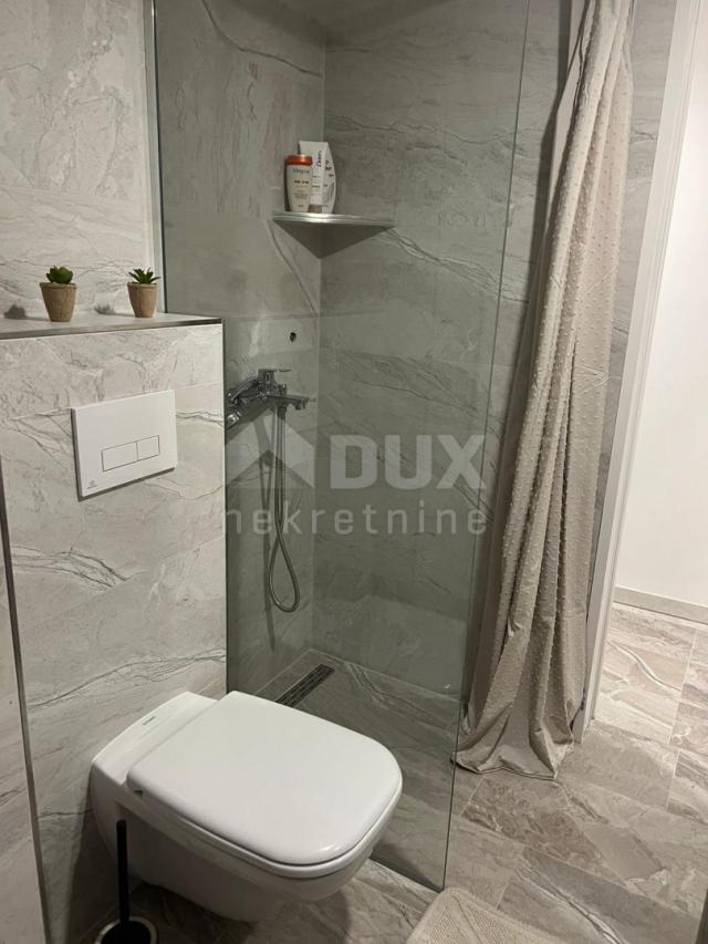 PULA, CENTAR - NOVO - novouređeni apartman 41m2 u centru Pule na Forumu! TOP!