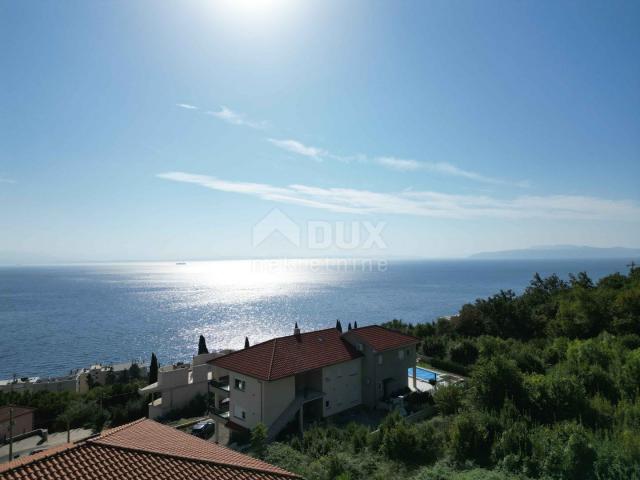 OPATIJA, CENTER - 3 plots of land for the construction of 3 villas with swimming pool with building 