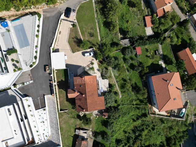 OPATIJA, CENTER - 3 plots of land for the construction of 3 villas with swimming pool with building 