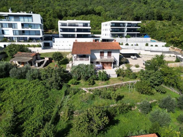 OPATIJA, CENTER - 3 plots of land for the construction of 3 villas with swimming pool with building 