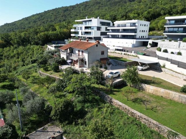 OPATIJA, CENTER - 3 plots of land for the construction of 3 villas with swimming pool with building 