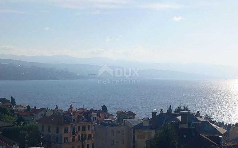 OPATIJA, CENTER - detached house with a beautiful view and garden in the center of Opatija