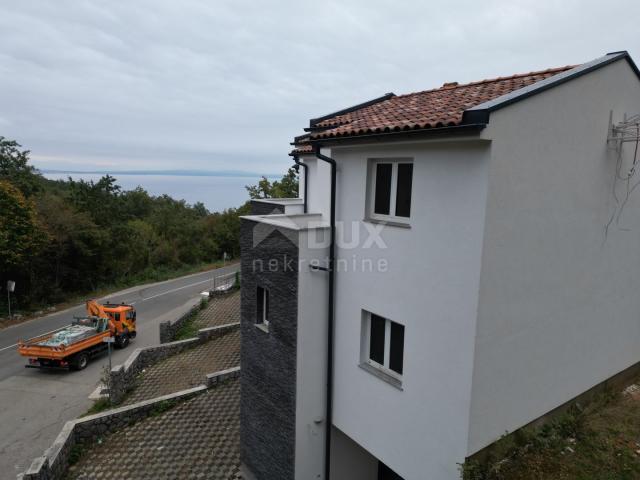 OPATIJA, IČIĆI, POLJANE – Reihenhäuser 590 m2, 5 Einheiten mit Meerblick und 2 Schwimmbädern + Umgeb