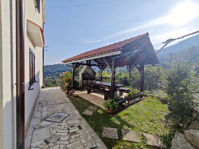 MATULJI, RUKAVAC - Attraktives Haus mit Meerblick!