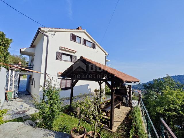 MATULJI, RUKAVAC - Attraktives Haus mit Meerblick!