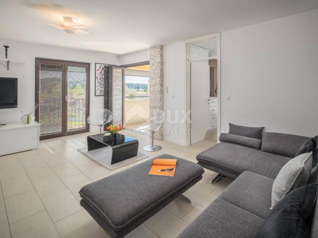 ISTRIA, POREČ - Luxurious apartment in the city center with a sea view