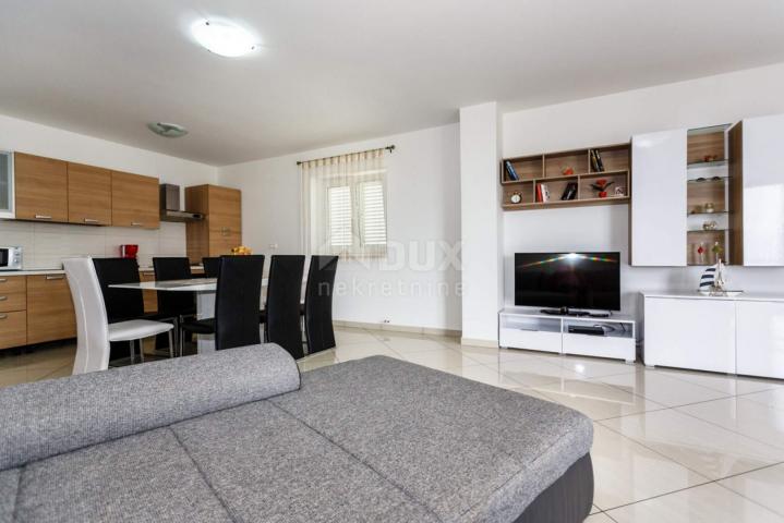 OTOK KRK, VRBNIK - Apartman 99 m2 sa pogledom na more