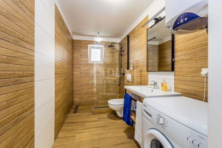 OTOK KRK, MALINSKA - Dvosobni apartman s pogledom na more