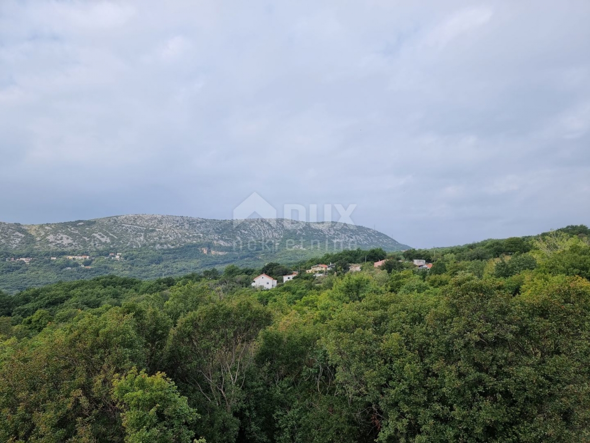 VINODOLSKA DOLINA, BRIBIR - Stan u potkrovlju sa prekrasnim pogledom