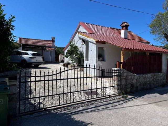 PAŠMAN ISLAND, KRAJ - PAŠMAN ISLAND, KRAJ - Renovated single-family house with 4 apartments and sea 