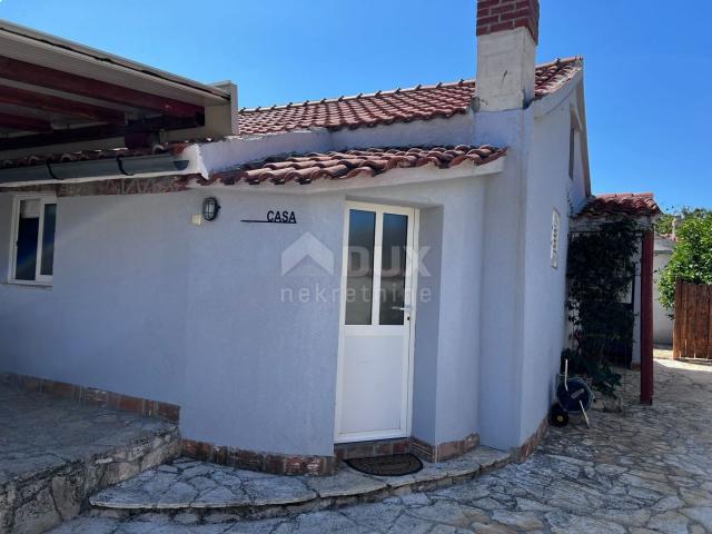 PAŠMAN ISLAND, KRAJ - PAŠMAN ISLAND, KRAJ - Renovated single-family house with 4 apartments and sea 