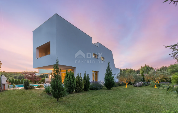 ISTRIA, ŽMINJ - Modern villa with designer interior, indoor pool and wellness