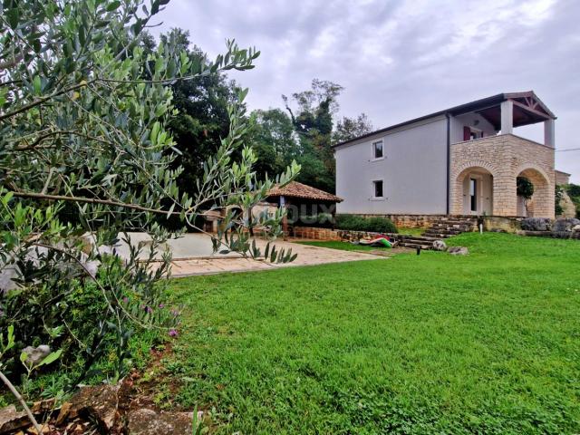 ISTRIA, SVETI LOVREČ - Rural house with swimming pool