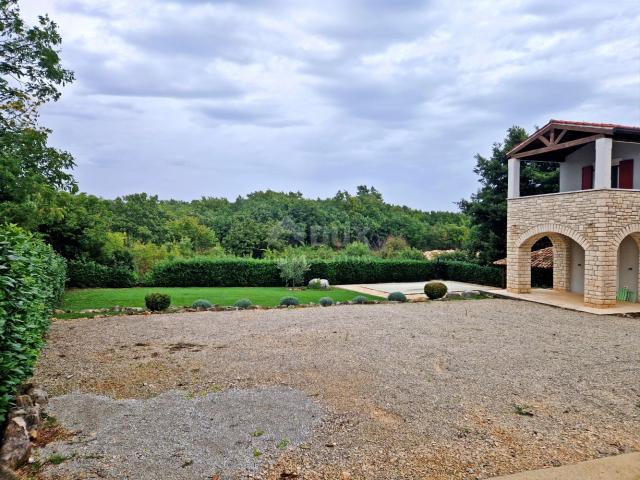 ISTRIA, SVETI LOVREČ - Rural house with swimming pool