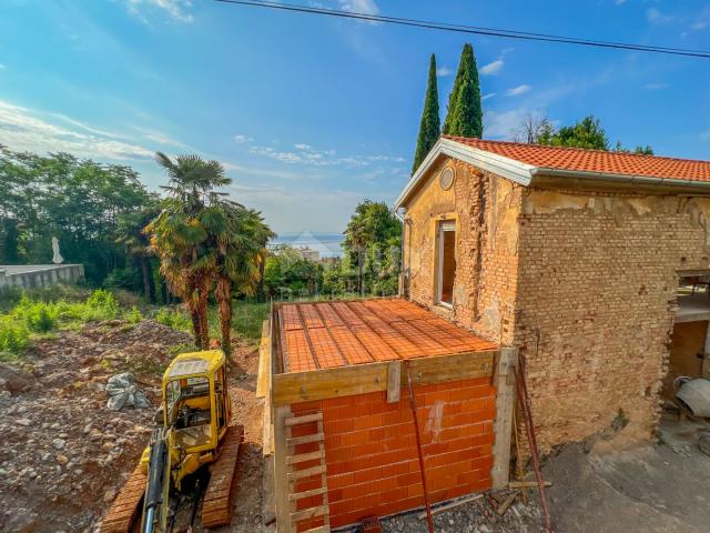 OPATIJA, CENTER - rustic stone house with garden above the center of Opatija, sea view