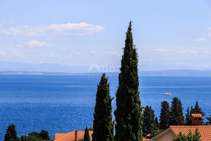 OPATIJA, LOVRAN, IKA- villa 380m2 s panoramskim pogledom na more i bazenom + uređena okućnica 700m2