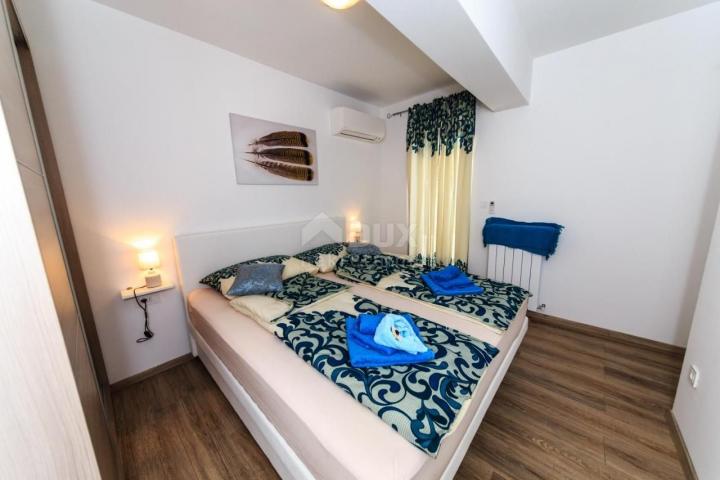 OPATIJA, LOVRAN, IKA- villa 380m2 s panoramskim pogledom na more i bazenom + uređena okućnica 700m2