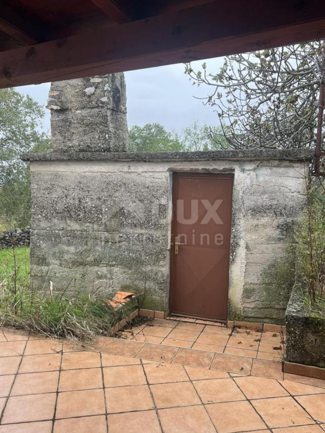 ISTRIEN, LABIN - Haus am Dorfrand mit Blick auf die Natur