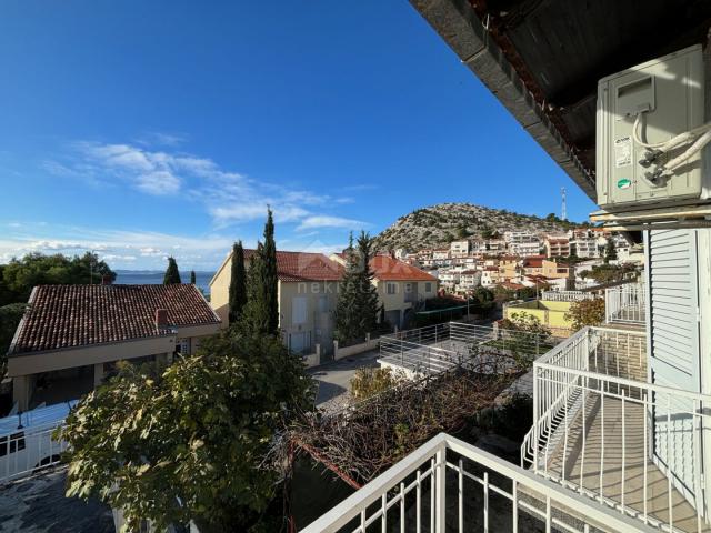 PAKOŠTANE, DRAGE - Apartmenthaus mit Meerblick