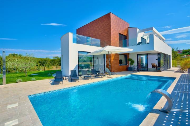 ISTRIA, VIŠNJAN - Modern luxury villa with sea view