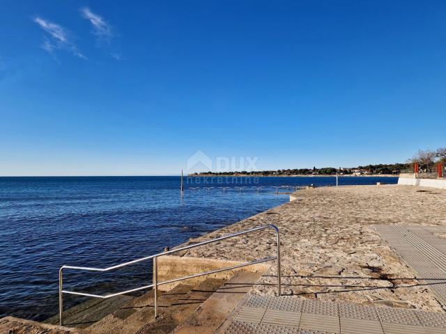 ISTRIA, NOVIGRAD - House by the sea