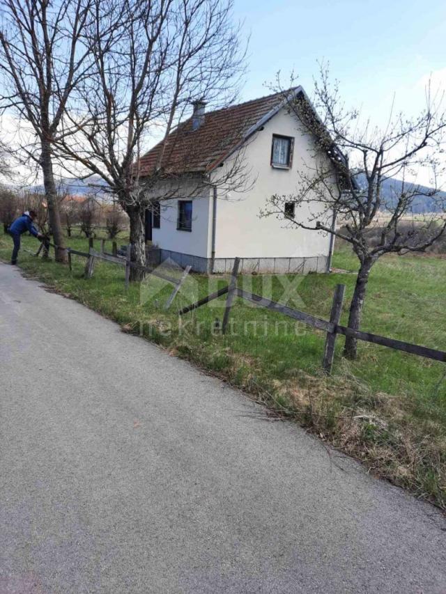 OGULIN, LIČKA JESENICA - KUĆA U PRIRODI + ZEMLJIŠTE!!!