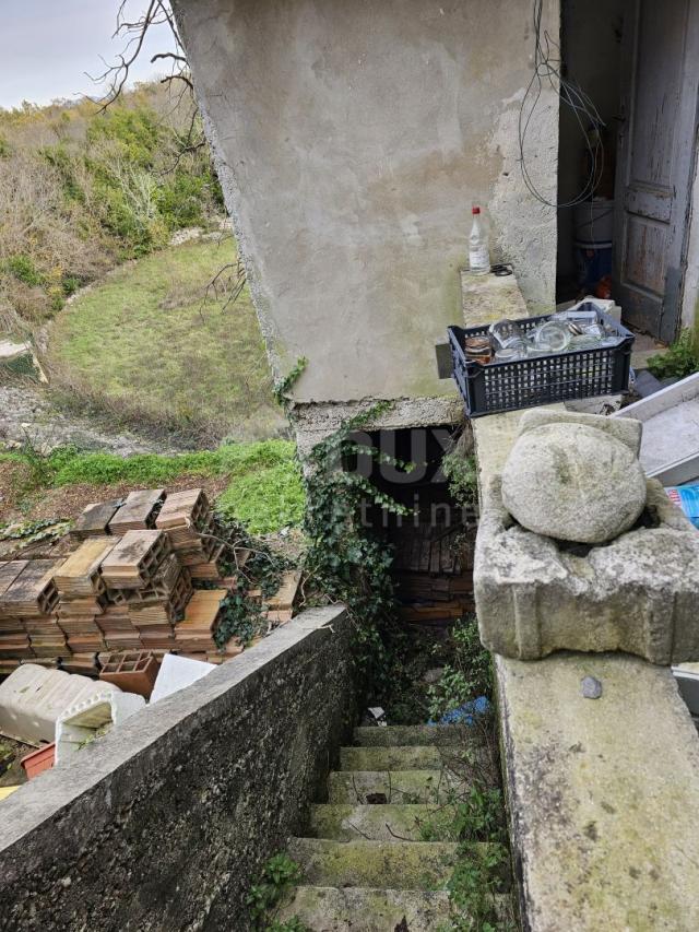 KRK ISLAND, LINARDIĆI (surroundings) - Stone house for renovation