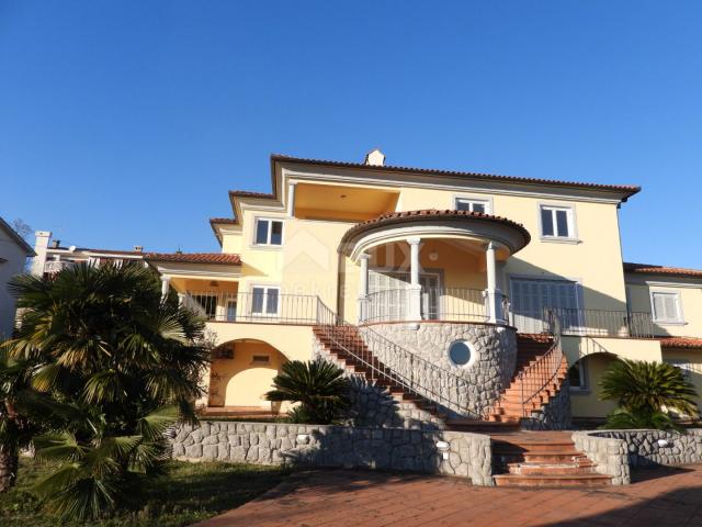 OPATIJA, POBRI - Villa / dreistöckiges Haus - freistehend 505m² + 1240m2 Umgebung