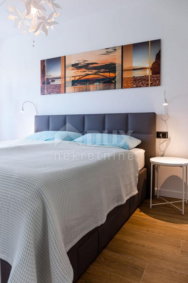 OTOK KRK, GRAD KRK - Penthouse apartman sa pogledom na more