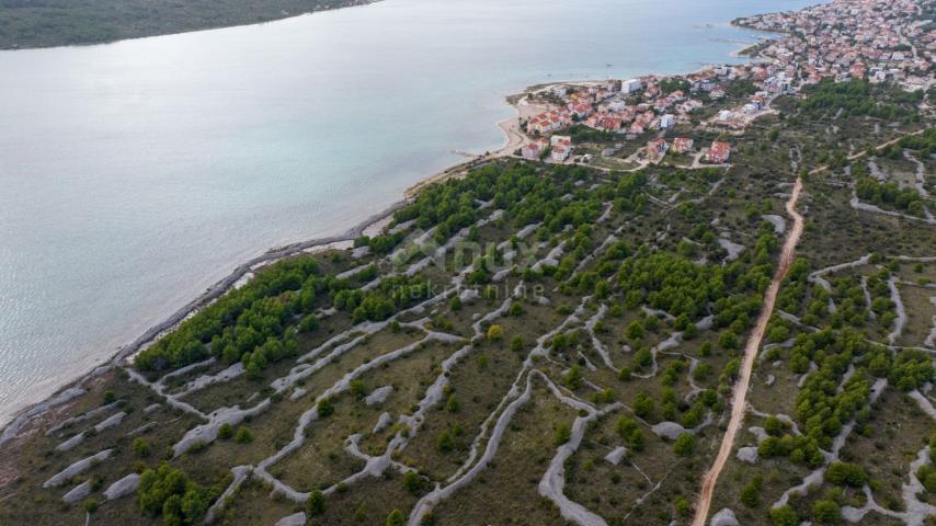 Vodice, Srima - Atraktivna zona 100m od mora za smještajne kapacitete hotele, vile, apartmane i osta