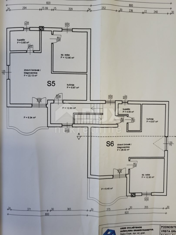 BIOGRAD, SVETI FILIP I JAKOV - SNIŽENO! Apartmanska kuća s bazenom i pogledom na more