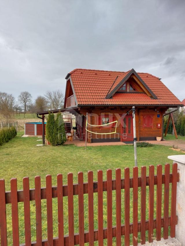 OTOČAC, LIČKO LEŠČE - Idyllisches Haus mit Swimmingpool