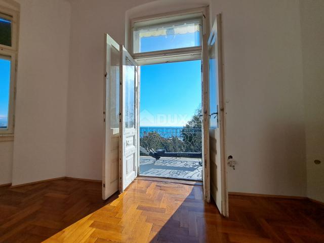 OPATIJA - Wohnung in erster Reihe zum Meer