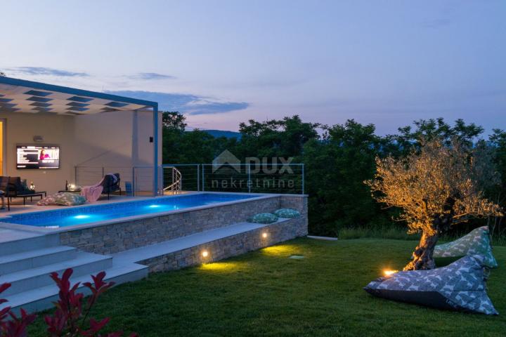 ISTRIEN, MOTOVUN Unwirkliche Villa mit wunderschöner Aussicht!