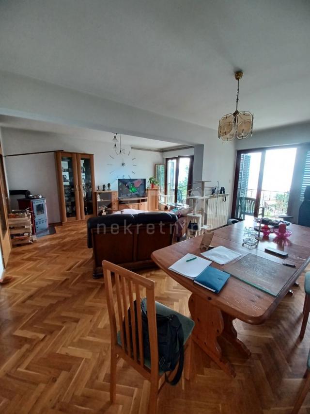 OPATIJA, LOVRAN - Wohnung 121m2 DB+3S mit Meerblick + Umgebung 600m2