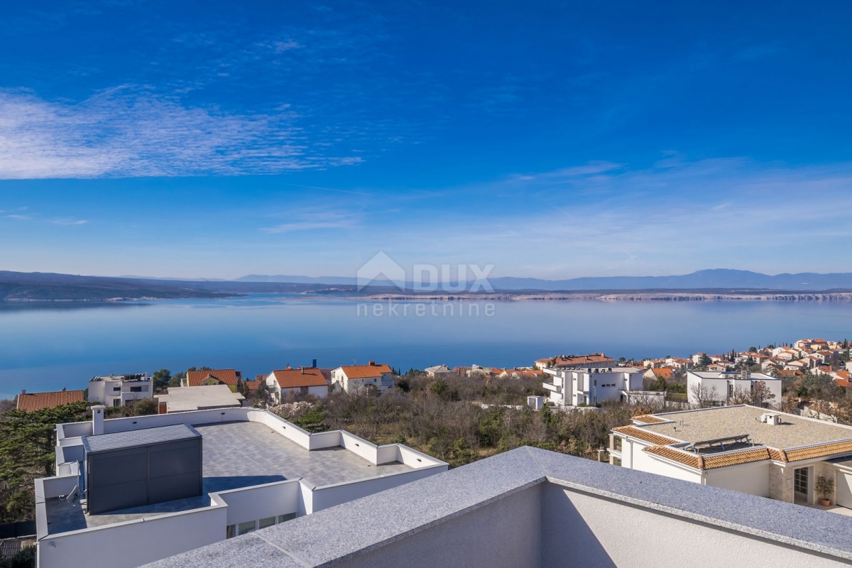 CRIKVENICA - Prostrana vila s panoramskim pogledom na more!