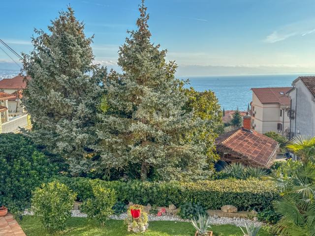 OPATIJA, IČIĆI – wunderschönes Haus mit 4 Wohnungen, Garten, nahe am Meer und Opatija