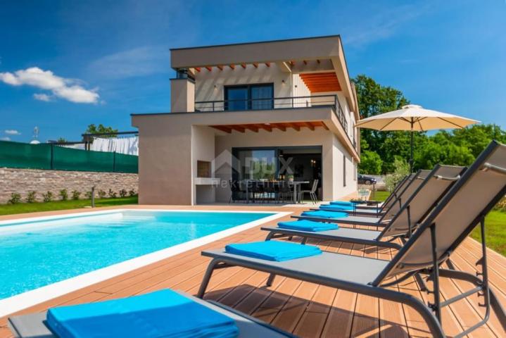 ISTRIA, SVETVINČENAT-newly built villa with heated pool!