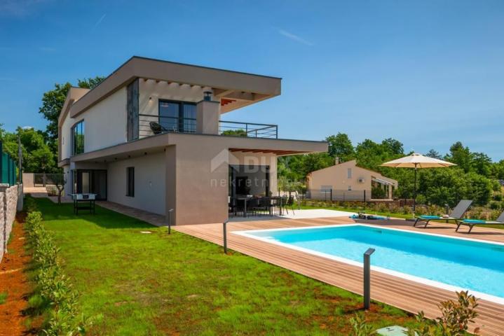 ISTRIA, SVETVINČENAT-newly built villa with heated pool!