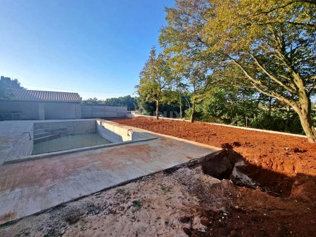 ISTRIEN, BARBAN - Rustikales Haus mit Swimmingpool