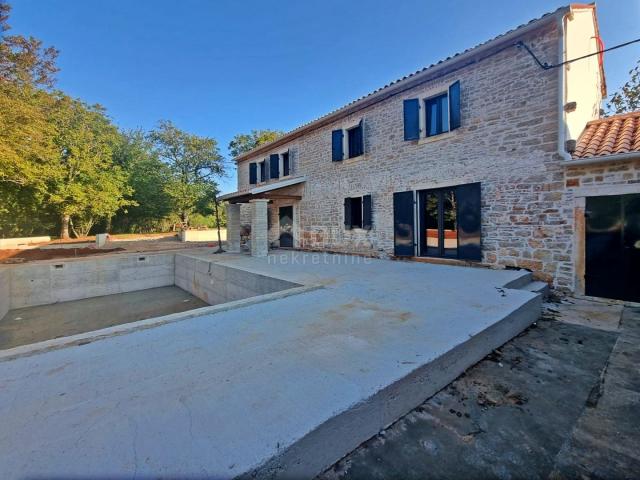 ISTRIA, BARBAN - Rustic house with swimming pool