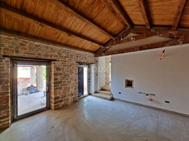 ISTRIA, BARBAN - Rustic house with swimming pool