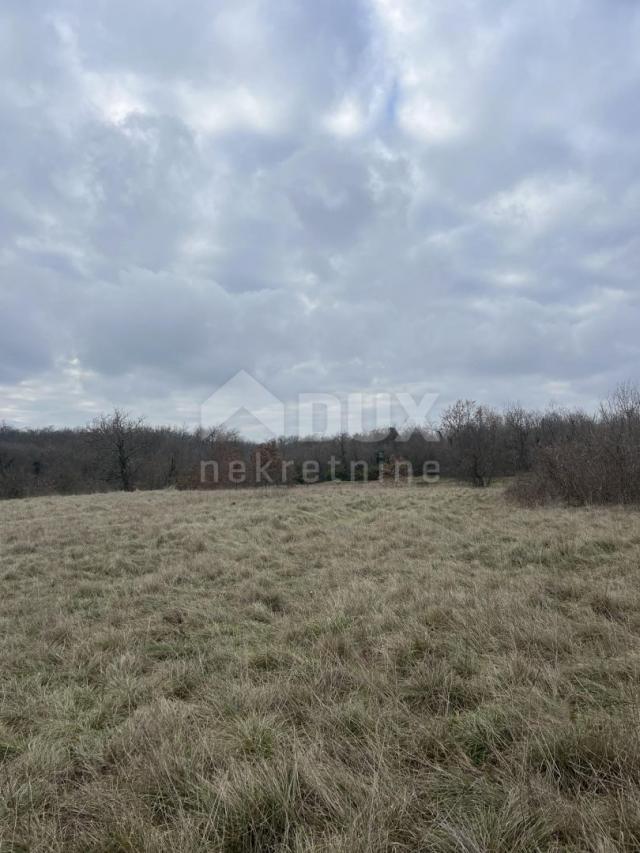 ISTRIA, LABIN - Building land near the city center