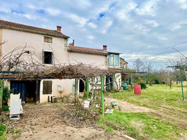 ISTRIA, UMAG - Stone house, OPPORTUNITY FOR INVESTORS