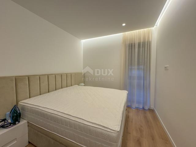 OPATIJA, CENTAR - ekskluzivni penthouse s pogledom, bazenom i garažom