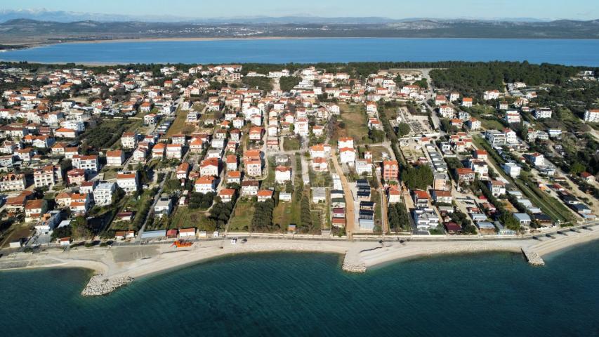 BIOGRAD, PAKOŠTANE - Lease of construction land 150 m from the sea