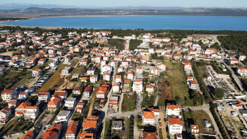 BIOGRAD, PAKOŠTANE - Lease of construction land 150 m from the sea